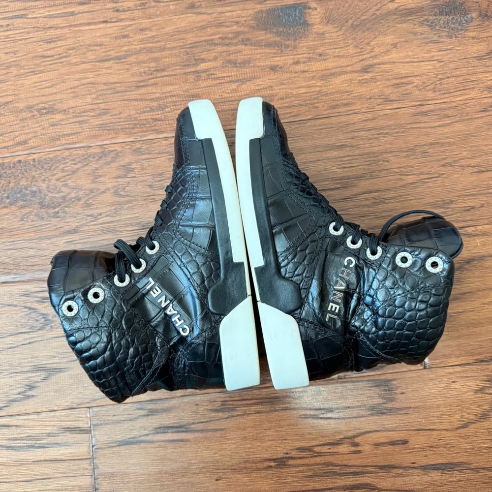 Chanel Unisex  Black High-Top Sneakers - Picture 13 of 16